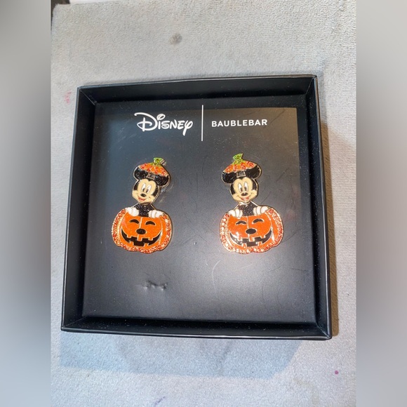 BNIB Disney x BaubleBar Mickey Pumpkin Earrings - Picture 3 of 4